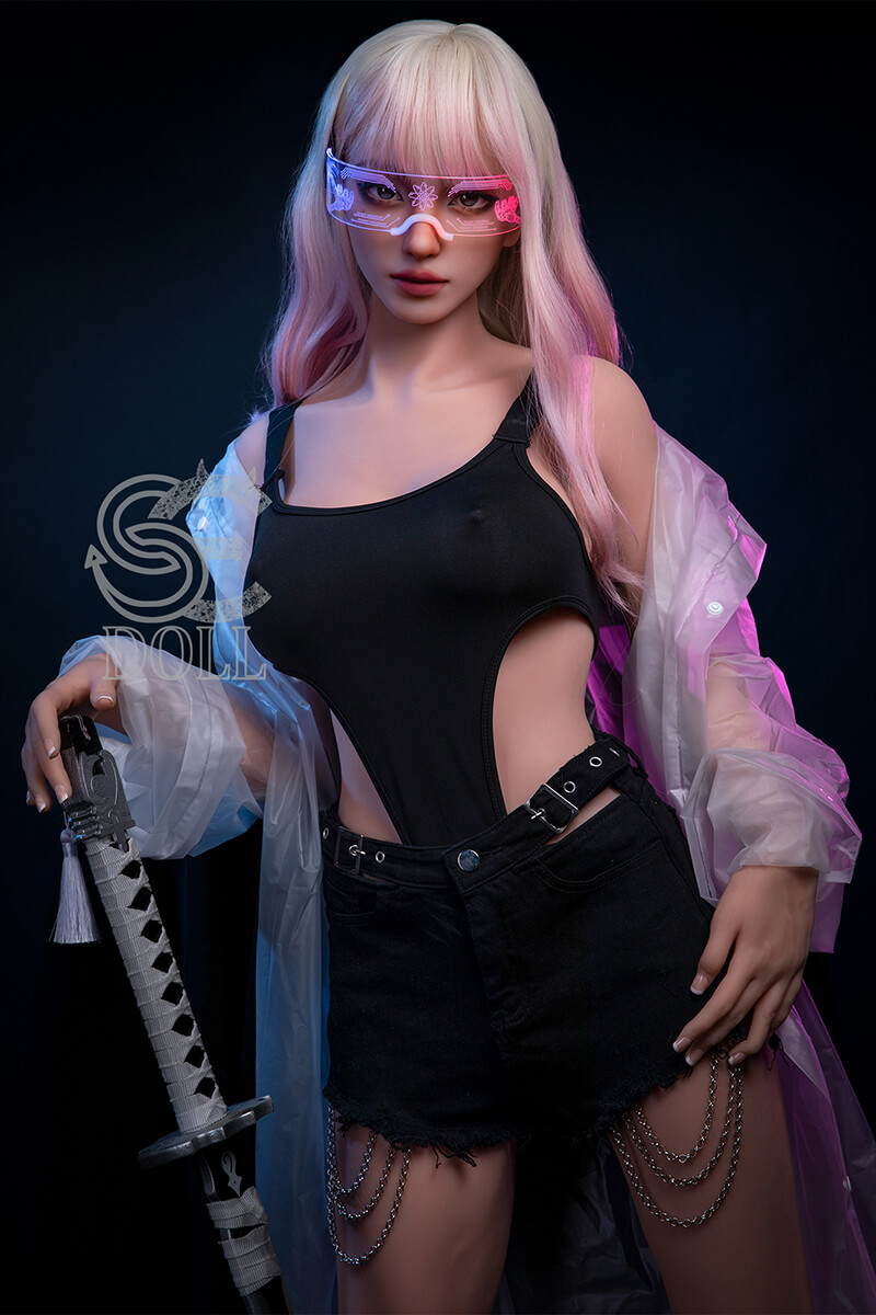 168cm / 5ft6" F-cup Harper.A